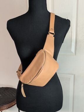 Mandrn Sling Bag Leather Fanny Pack Tan